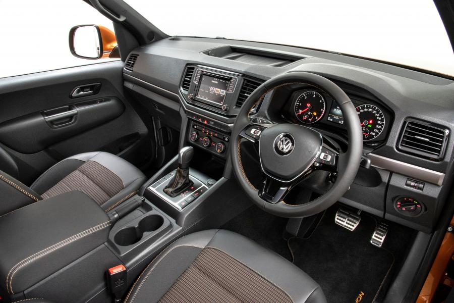 Торпедо Volkswagen Amarok Double Cab Canyon 2019 года  (ZA) (фото 19 из 40)